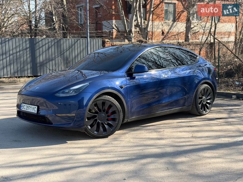 Tesla Model Y 2021