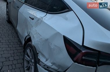Внедорожник / Кроссовер Tesla Model Y 2021 в Ровно