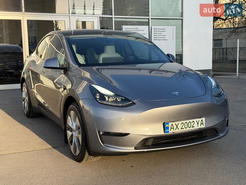 Внедорожник / Кроссовер Tesla Model Y 2023 в Харькове