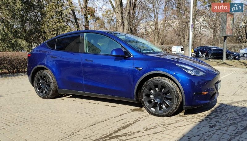 Позашляховик / Кросовер Tesla Model Y 2022 в Львові