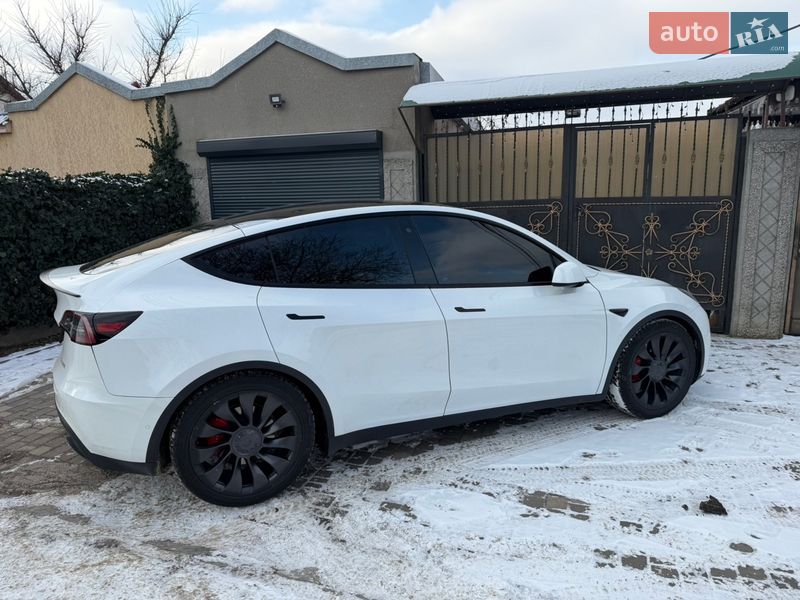 Внедорожник / Кроссовер Tesla Model Y 2020 в Одессе