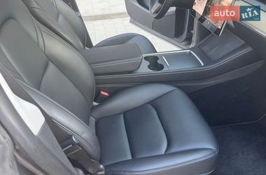 Внедорожник / Кроссовер Tesla Model Y 2022 в Ужгороде