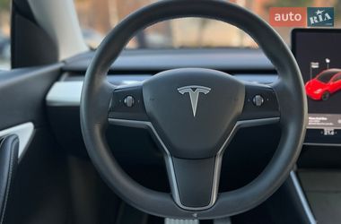 Внедорожник / Кроссовер Tesla Model Y 2020 в Львове