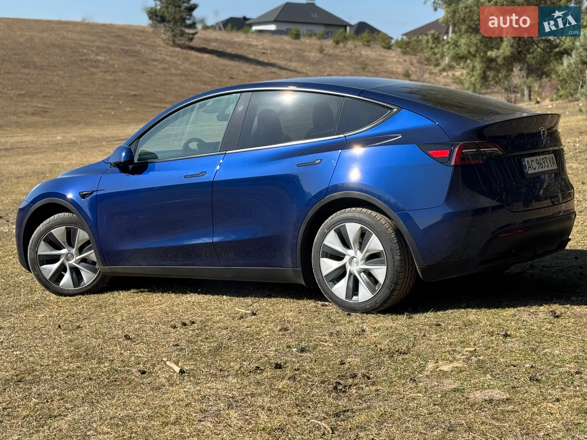 2024 Tesla Model Y - мініатюра 5