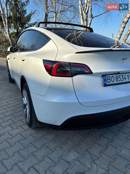 Позашляховик / Кросовер Tesla Model Y 2023 в Тернополі