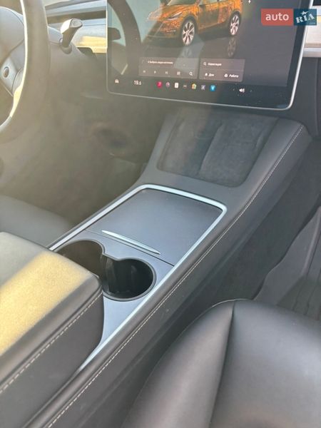 Позашляховик / Кросовер Tesla Model Y 2023 в Тернополі
