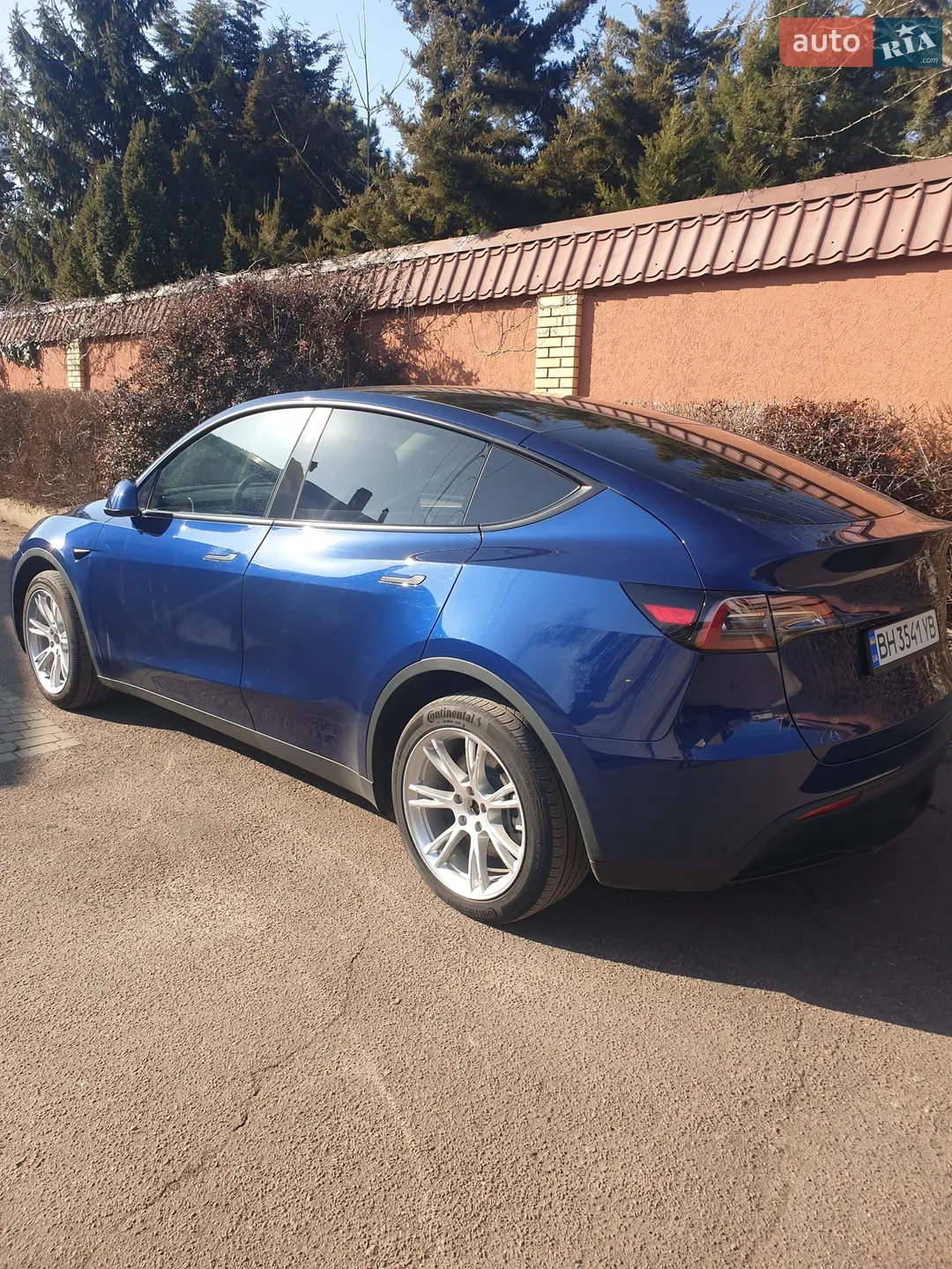 2023 Tesla Model Y - мініатюра 3