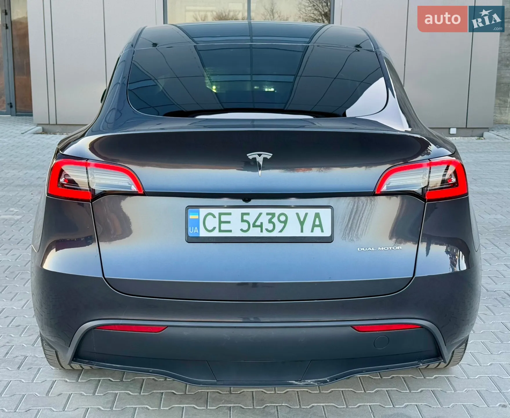 2024 Tesla Model Y - мініатюра 8