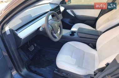 Внедорожник / Кроссовер Tesla Model Y 2021 в Киеве