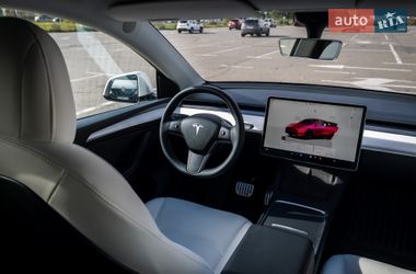 Внедорожник / Кроссовер Tesla Model Y 2022 в Киеве