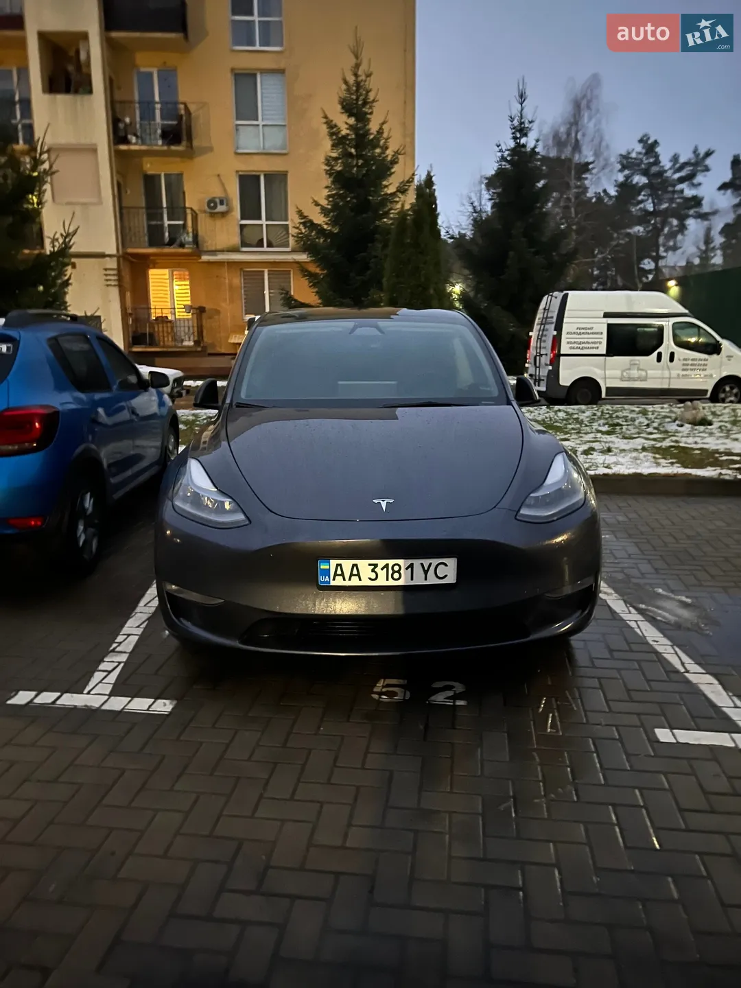 2023 Tesla Model Y - мініатюра 2