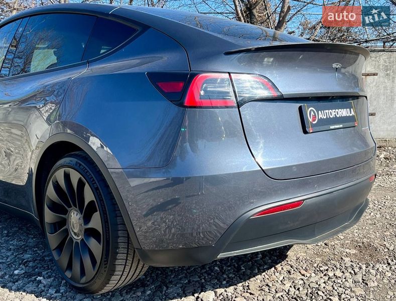 Внедорожник / Кроссовер Tesla Model Y 2022 в Киеве