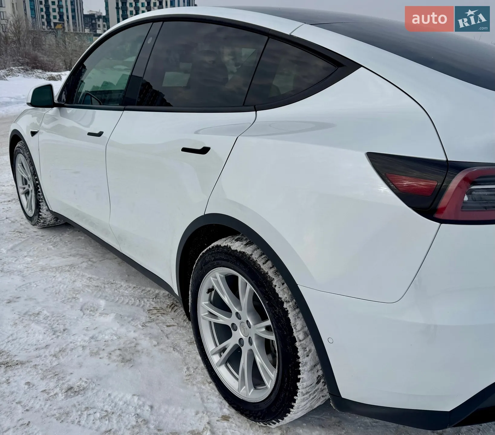 2022 Tesla Model Y - мініатюра 5