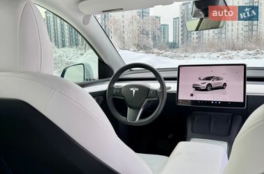 Внедорожник / Кроссовер Tesla Model Y 2022 в Киеве