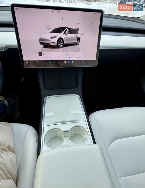 Внедорожник / Кроссовер Tesla Model Y 2022 в Киеве