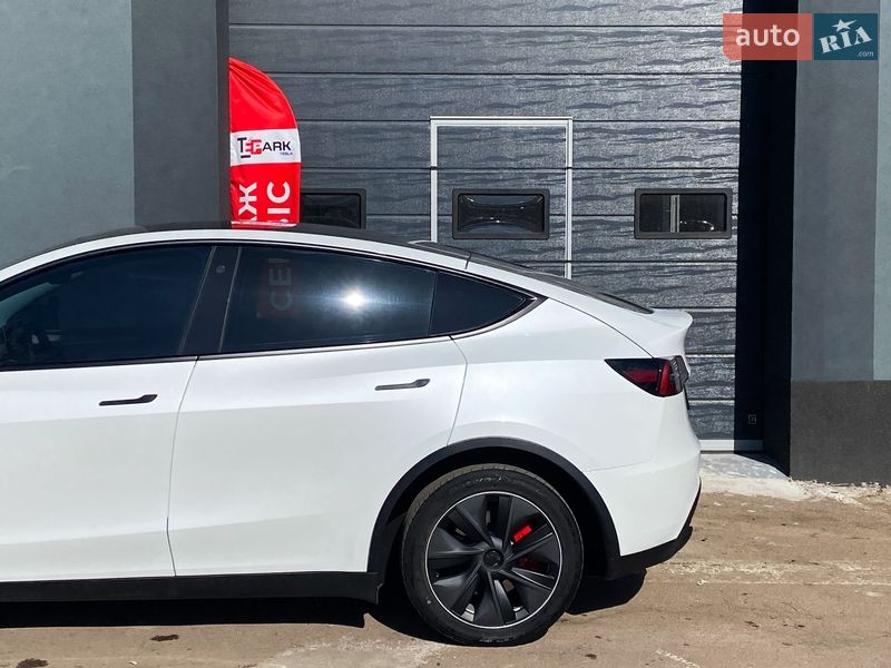 Внедорожник / Кроссовер Tesla Model Y 2023 в Киеве фото 8 Внедорожник / Кроссовер Tesla Model Y 2023 в Киеве
