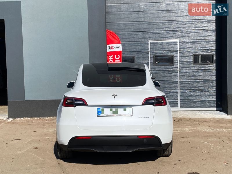 Внедорожник / Кроссовер Tesla Model Y 2023 в Киеве фото 10 Внедорожник / Кроссовер Tesla Model Y 2023 в Киеве