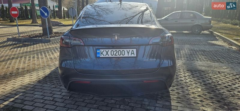 Внедорожник / Кроссовер Tesla Model Y 2023 в Харькове