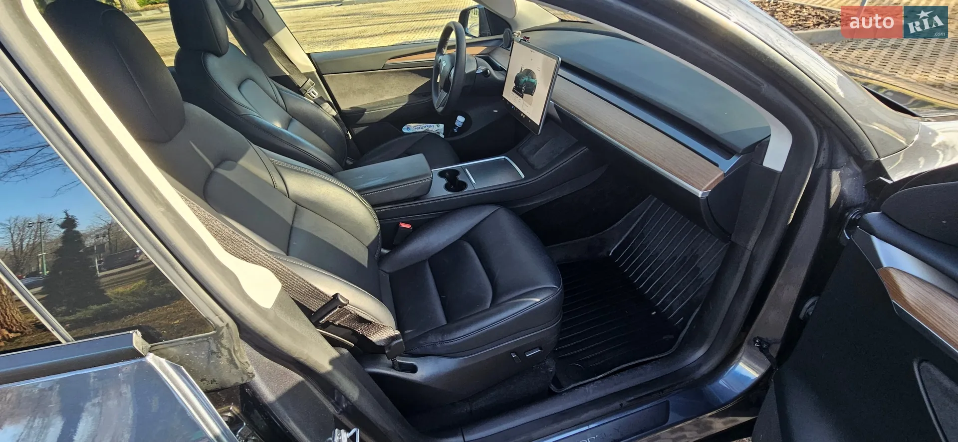 2023 Tesla Model Y - мініатюра 24