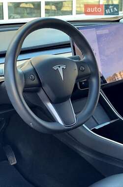 Позашляховик / Кросовер Tesla Model Y 2020 в Києві