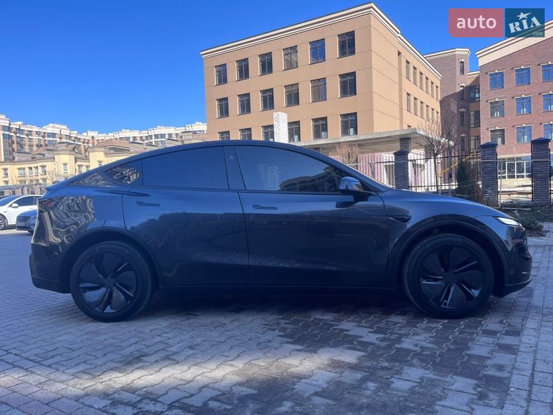 Внедорожник / Кроссовер Tesla Model Y 2025 в Софиевской Борщаговке фото 7 Внедорожник / Кроссовер Tesla Model Y 2025 в Софиевской Борщаговке