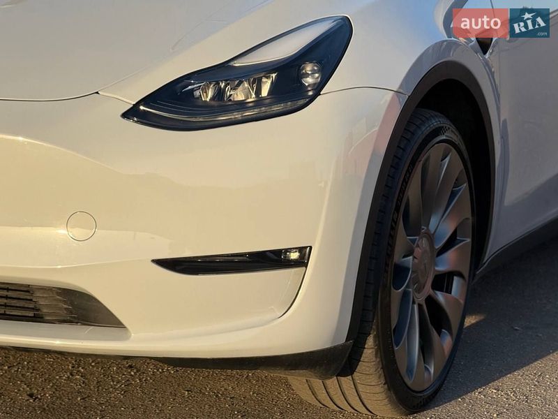 Внедорожник / Кроссовер Tesla Model Y 2023 в Киеве фото 10 Внедорожник / Кроссовер Tesla Model Y 2023 в Киеве