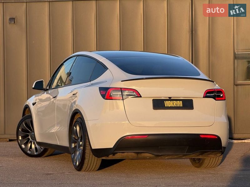 Внедорожник / Кроссовер Tesla Model Y 2023 в Киеве фото 15 Внедорожник / Кроссовер Tesla Model Y 2023 в Киеве