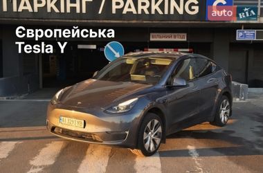 Позашляховик / Кросовер Tesla Model Y 2021 в Києві