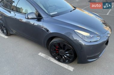 Позашляховик / Кросовер Tesla Model Y 2022 в Києві фото 6 Позашляховик / Кросовер Tesla Model Y 2022 в Києві