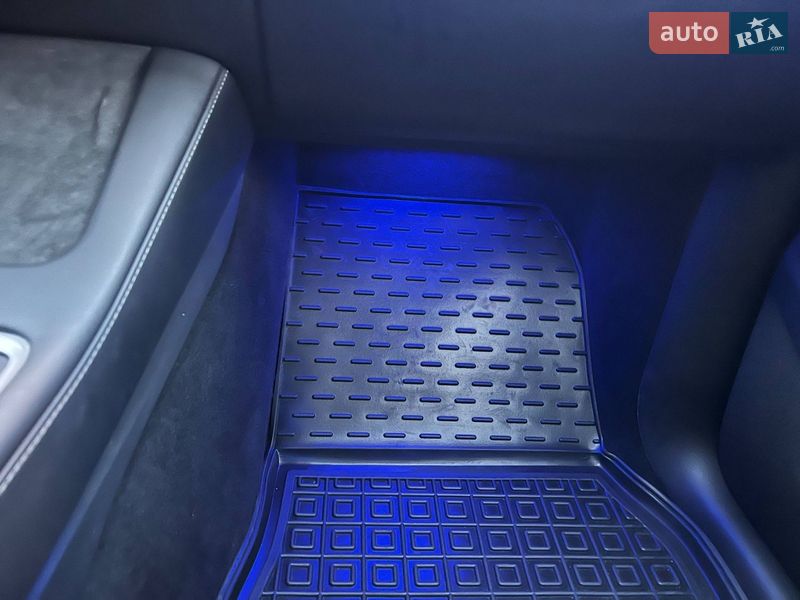 Внедорожник / Кроссовер Tesla Model Y 2023 в Днепре