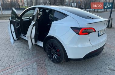 Внедорожник / Кроссовер Tesla Model Y 2023 в Днепре