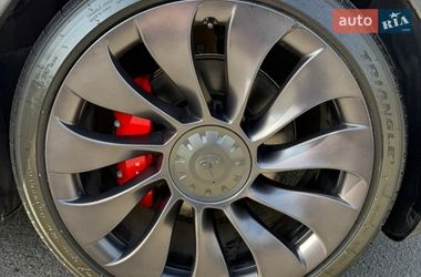 Внедорожник / Кроссовер Tesla Model Y 2021 в Одессе