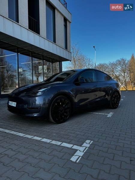 Внедорожник / Кроссовер Tesla Model Y 2023 в Хмельницком