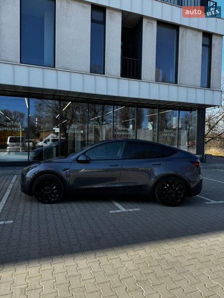 Внедорожник / Кроссовер Tesla Model Y 2023 в Хмельницком