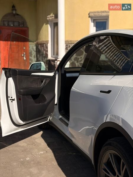 Внедорожник / Кроссовер Tesla Model Y 2024 в Фастове фото 23 Внедорожник / Кроссовер Tesla Model Y 2024 в Фастове