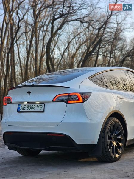 Внедорожник / Кроссовер Tesla Model Y 2023 в Днепре