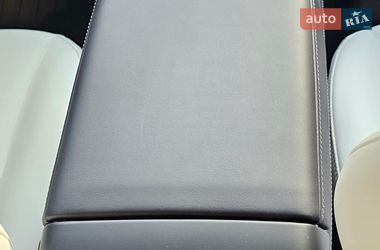 Внедорожник / Кроссовер Tesla Model Y 2023 в Днепре