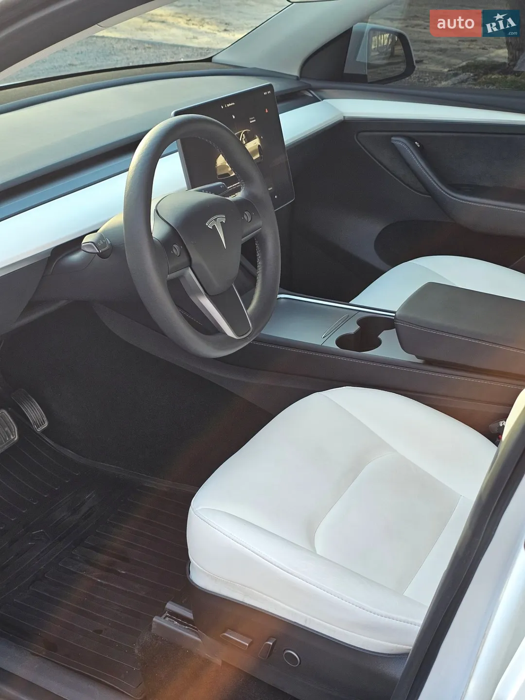2023 Tesla Model Y - мініатюра 70