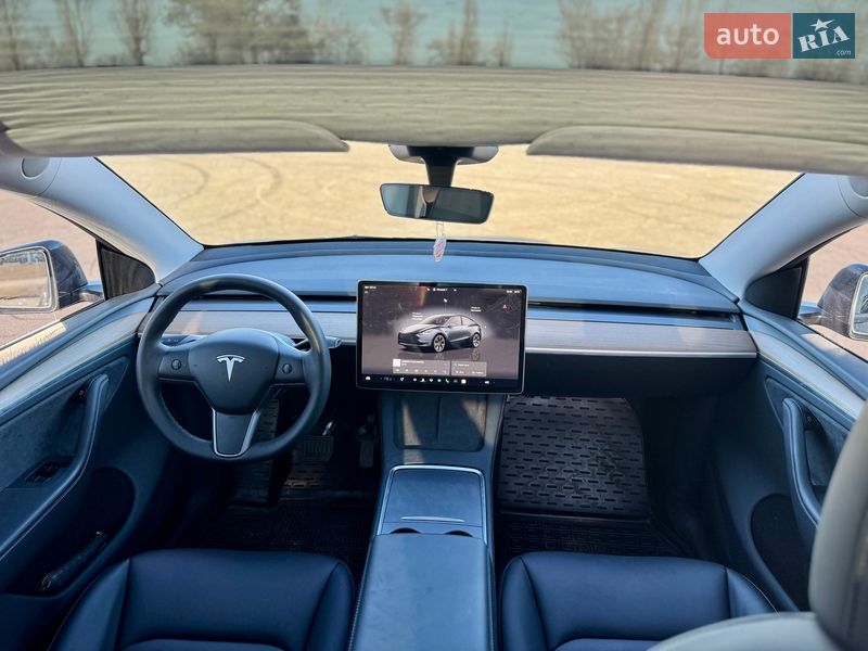 Внедорожник / Кроссовер Tesla Model Y 2024 в Каменском