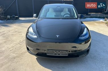 Внедорожник / Кроссовер Tesla Model Y 2022 в Киеве