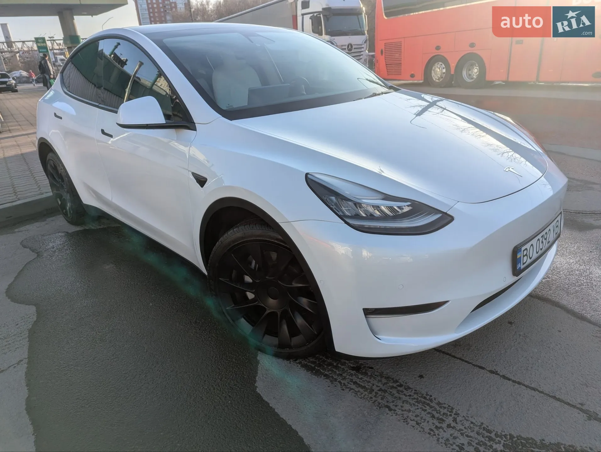 2021 Tesla Model Y - мініатюра 3