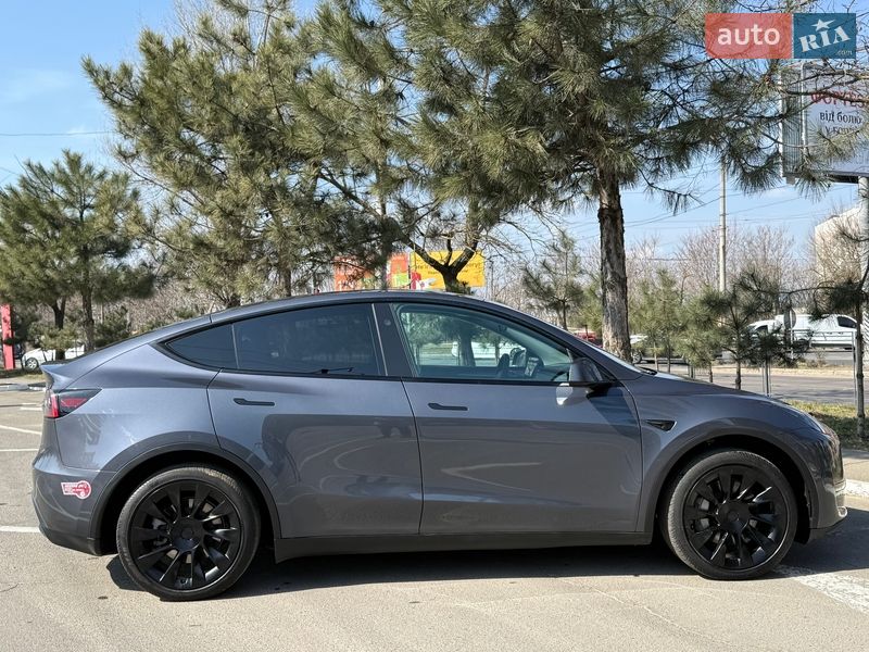 Внедорожник / Кроссовер Tesla Model Y 2023 в Одессе