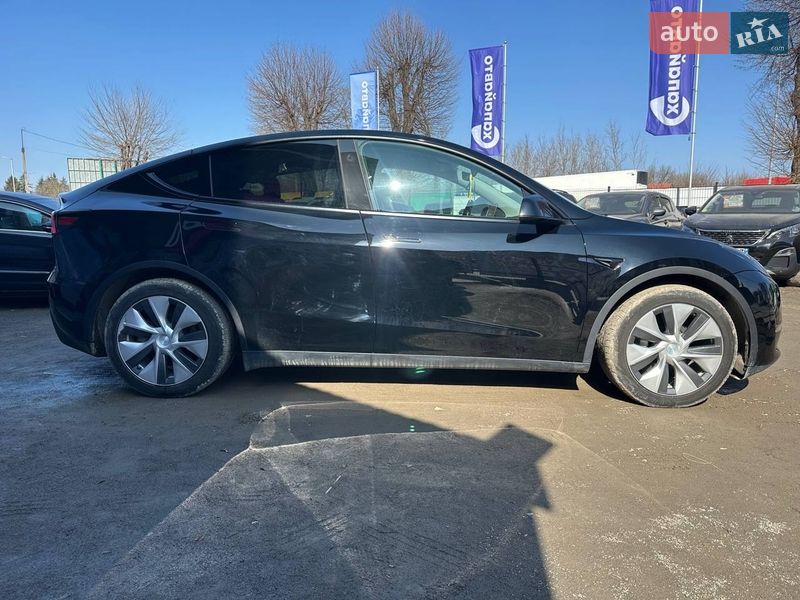 Позашляховик / Кросовер Tesla Model Y 2023 в Вінниці фото 4 Позашляховик / Кросовер Tesla Model Y 2023 в Вінниці