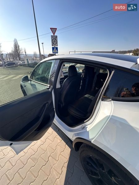 Внедорожник / Кроссовер Tesla Model Y 2022 в Хмельницком фото 9 Внедорожник / Кроссовер Tesla Model Y 2022 в Хмельницком