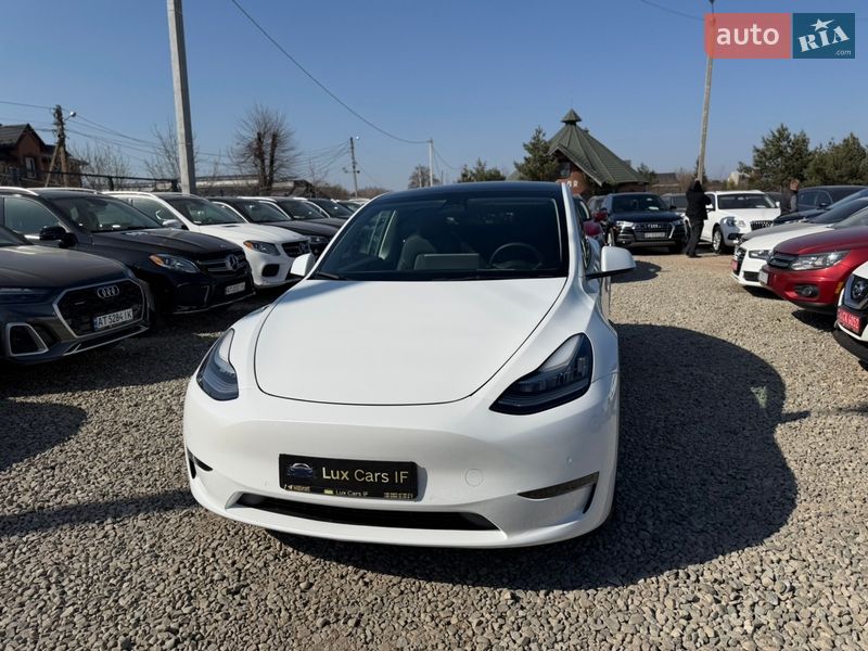 Позашляховик / Кросовер Tesla Model Y 2022 в Івано-Франківську фото 8 Позашляховик / Кросовер Tesla Model Y 2022 в Івано-Франківську