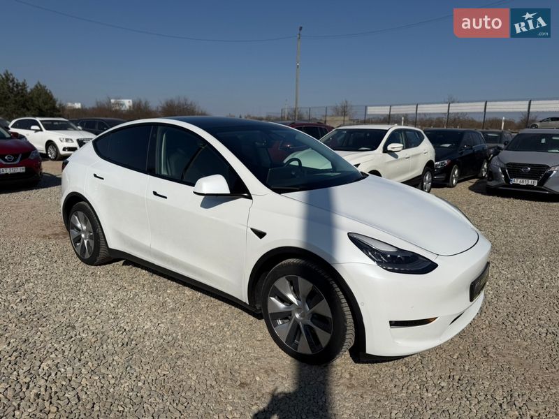 Позашляховик / Кросовер Tesla Model Y 2022 в Івано-Франківську фото 18 Позашляховик / Кросовер Tesla Model Y 2022 в Івано-Франківську