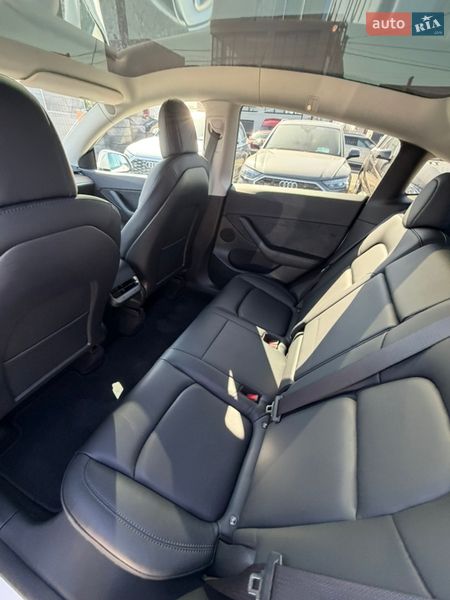 Позашляховик / Кросовер Tesla Model Y 2022 в Івано-Франківську фото 28 Позашляховик / Кросовер Tesla Model Y 2022 в Івано-Франківську