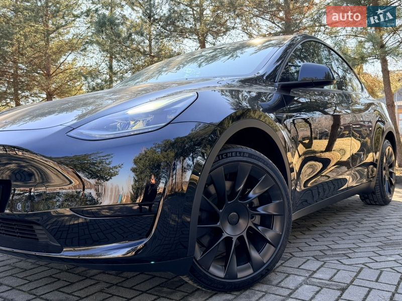 Внедорожник / Кроссовер Tesla Model Y 2024 в Дрогобыче