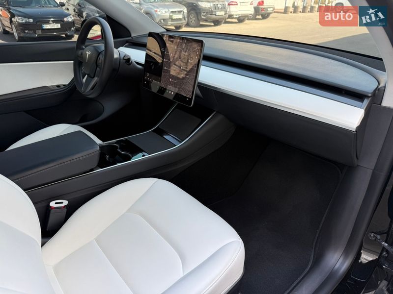 Позашляховик / Кросовер Tesla Model Y 2021 в Одесі