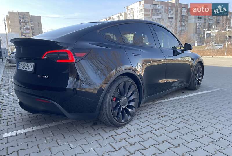 Внедорожник / Кроссовер Tesla Model Y 2021 в Хмельницком